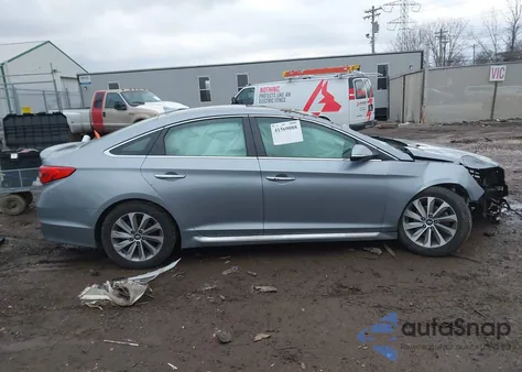 2016 Hyundai Sonata Sport z USA, uszkodzony, nr VIN 5NPE34AF5GH423127